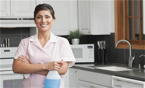 三心家政丨2020年家政行業(yè)市場(chǎng)規(guī)模超8782億元 家政服務(wù)行業(yè)大有可為